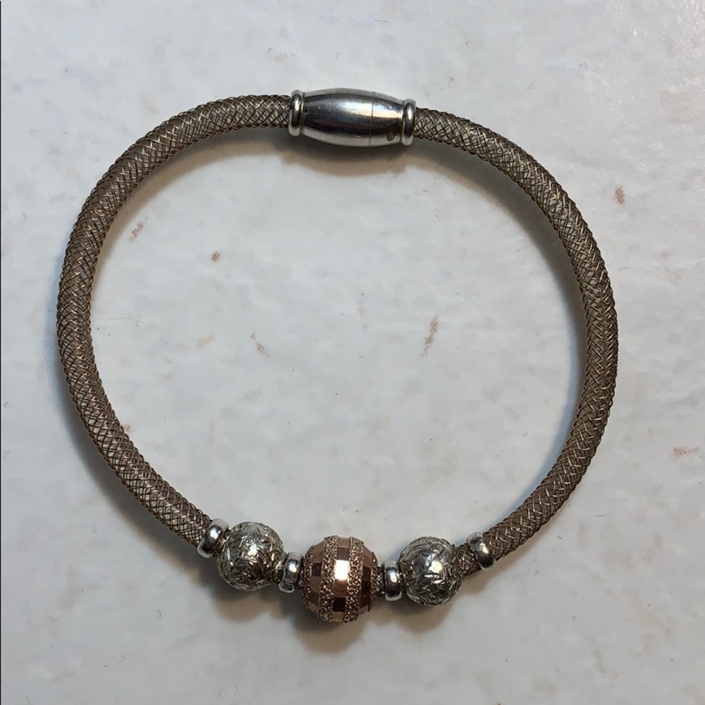 Tricolor bracelet